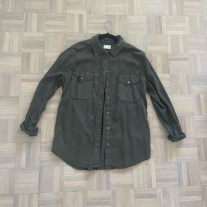 Aritzia (Wilfred Free) Army Green Dress Shirt Size 1 (XS-S)